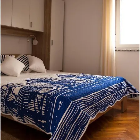 Διαμέρισμα Admiral Kali